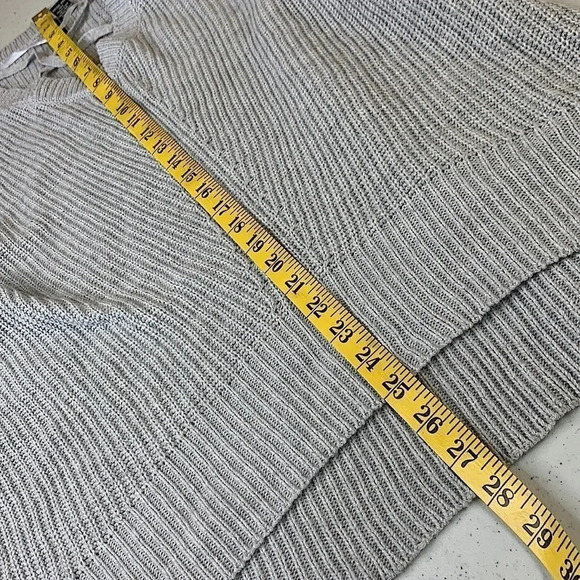 FREE FOR ALL Women's Cable Knit Sweater Chunky Pullover Oversized Size S Gray - Picture 10 of 12